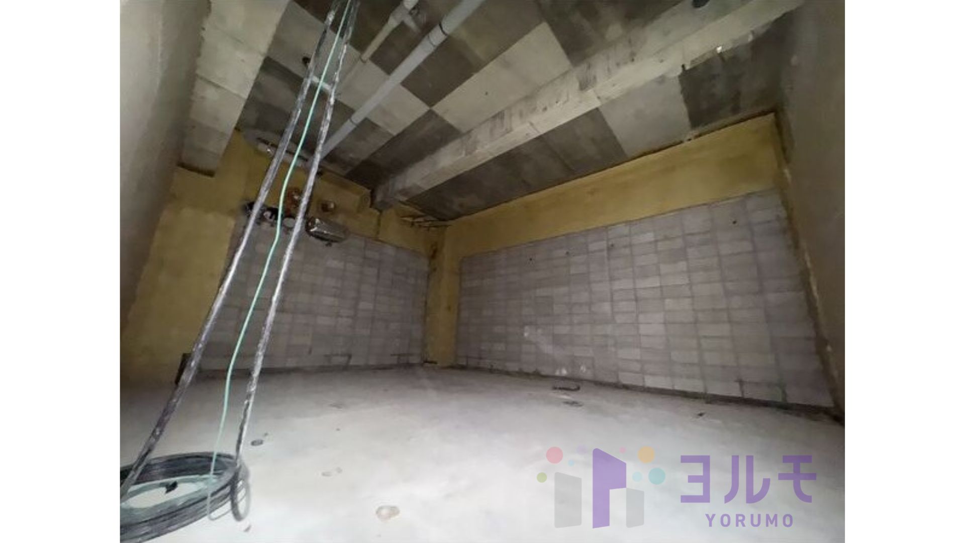 THE SUSUKINO SQUARE WEST　地下1階F号室