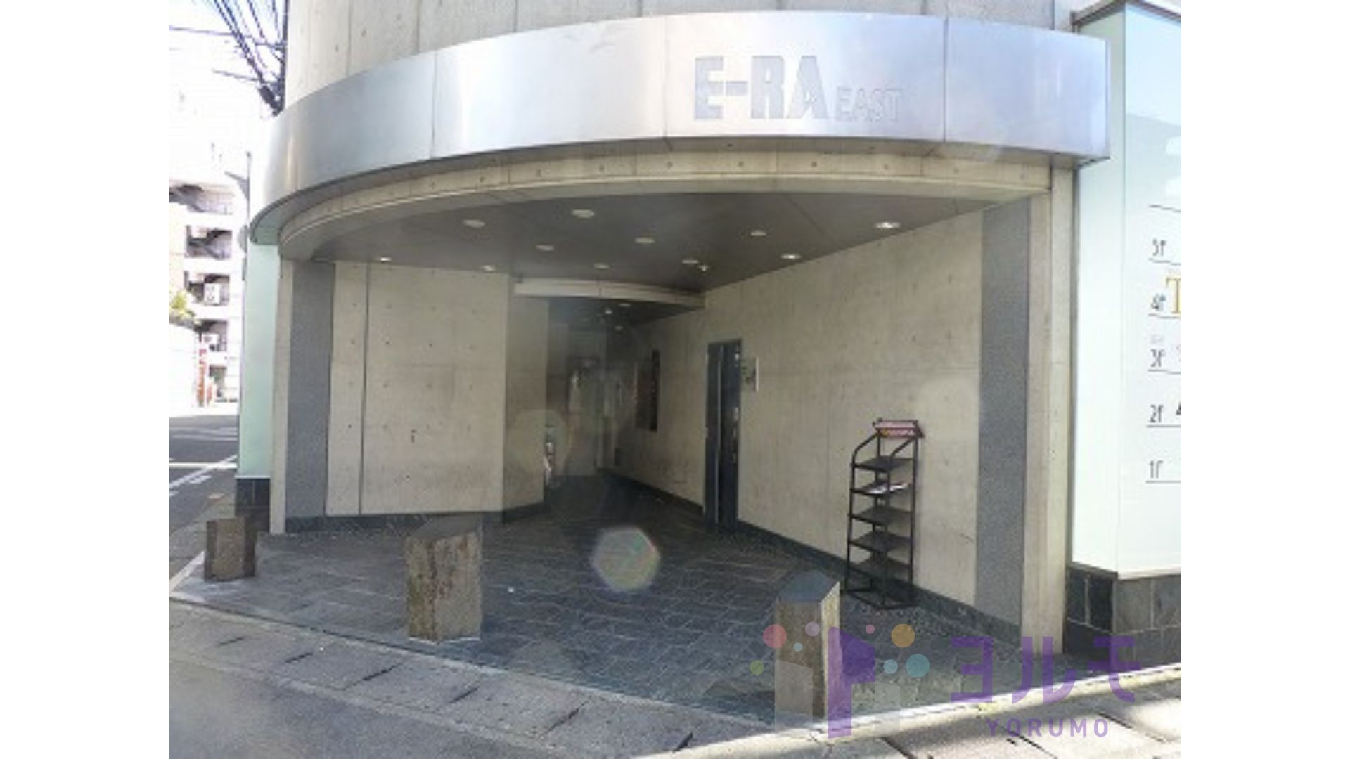 建物入口