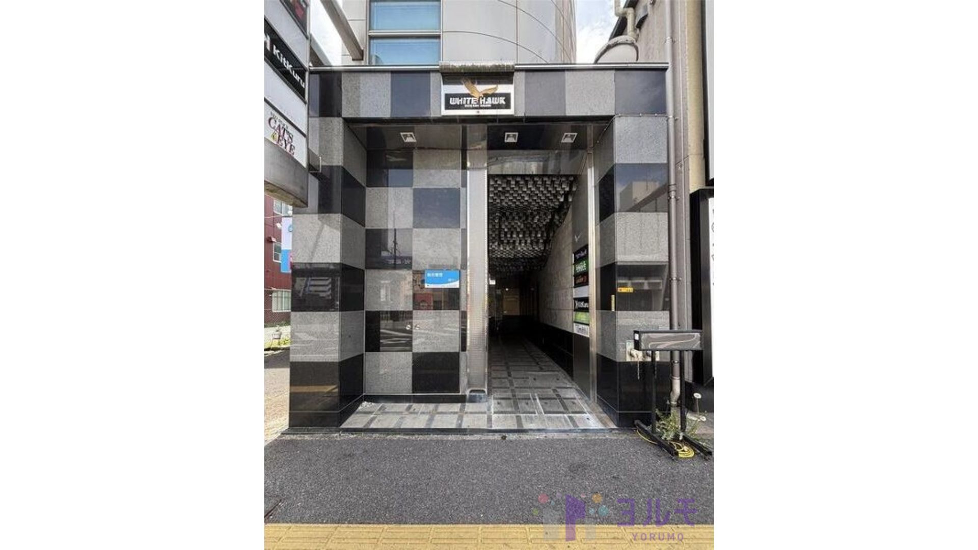 建物入口
