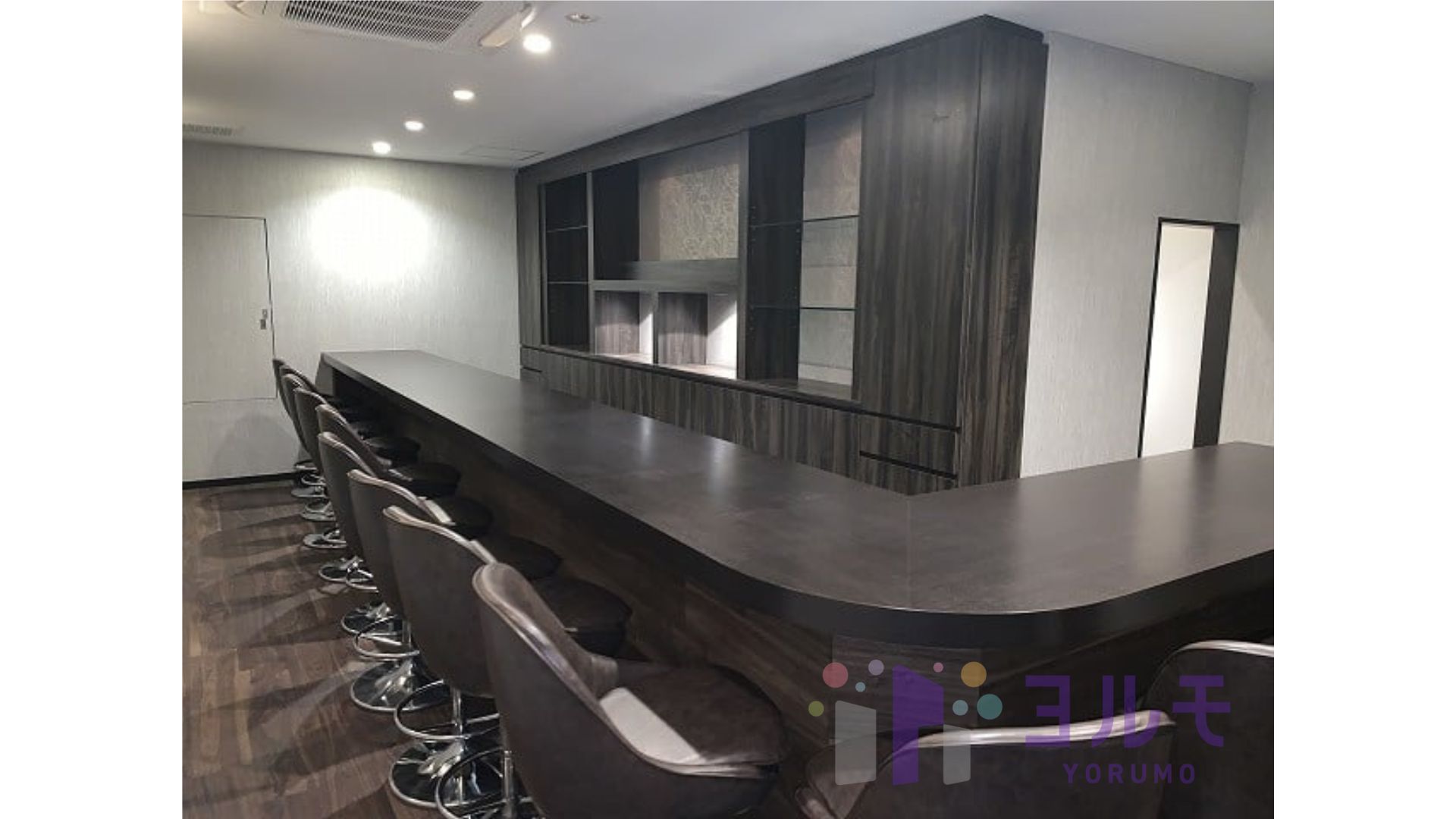 ライオンビル伊勢路　303号室