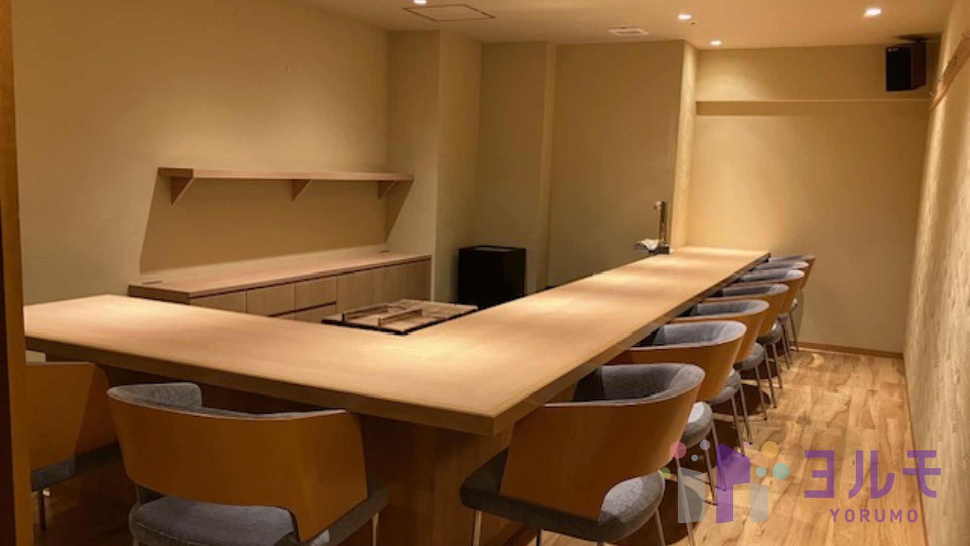 オークラビル 6階A