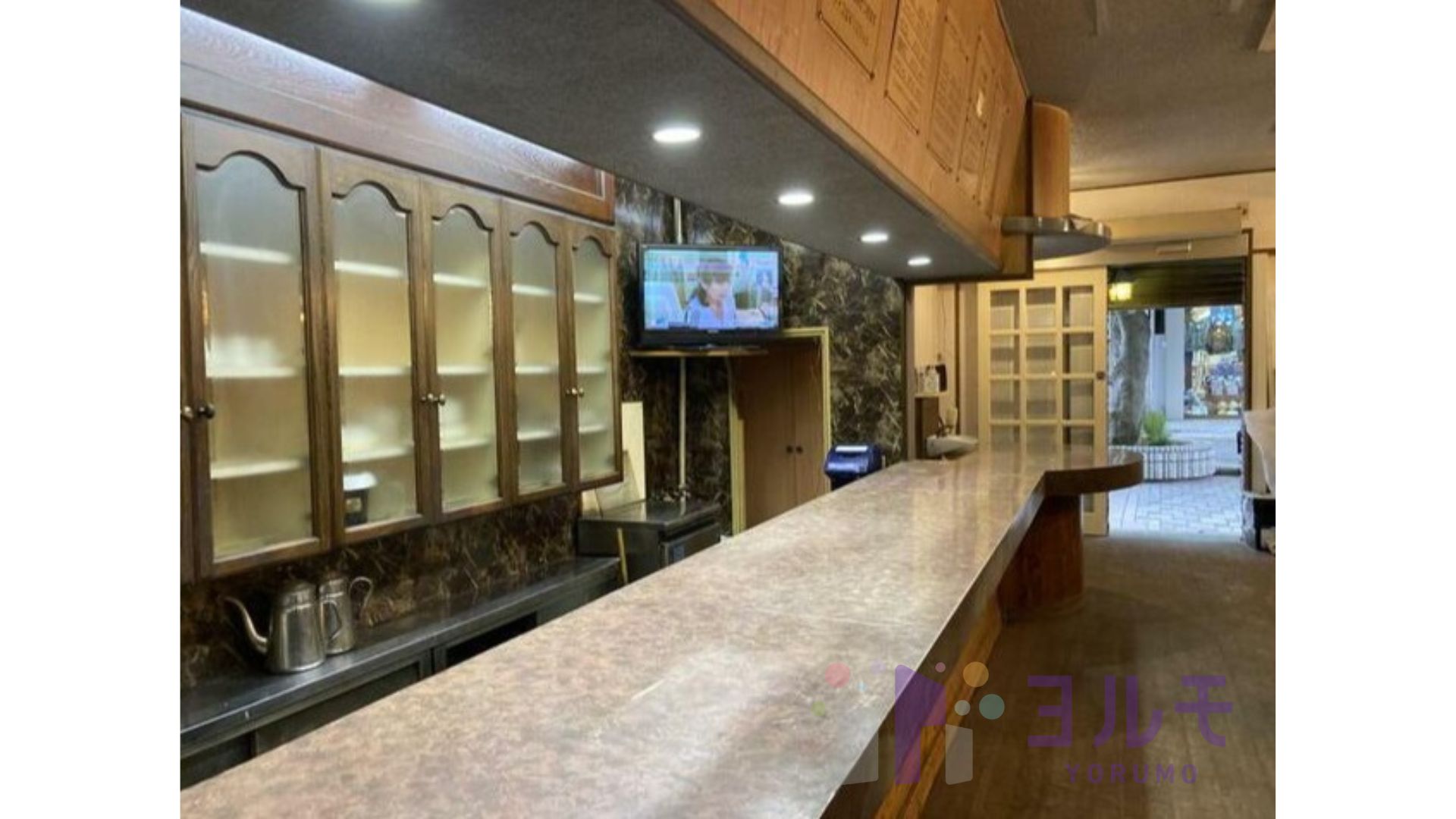 コーリンビル　1階