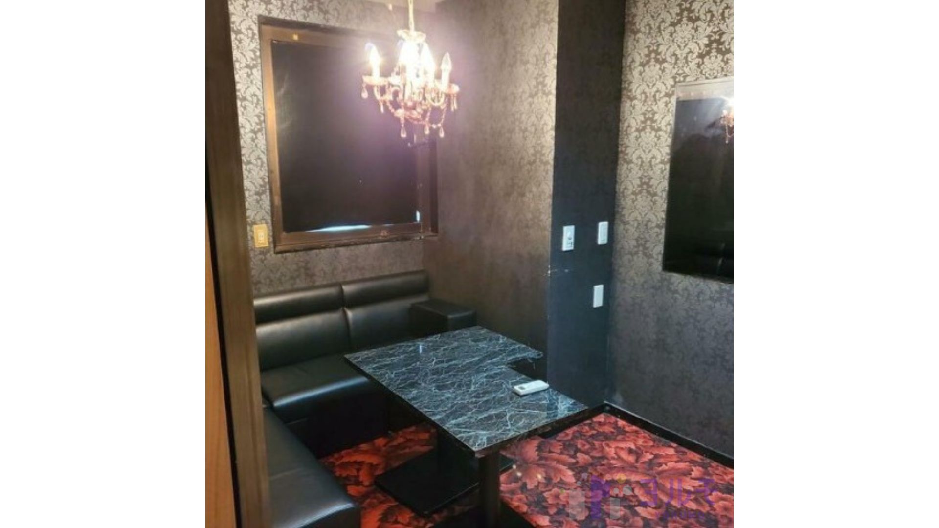 プレジデントビル　3階